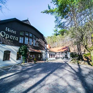 Opera Hotel